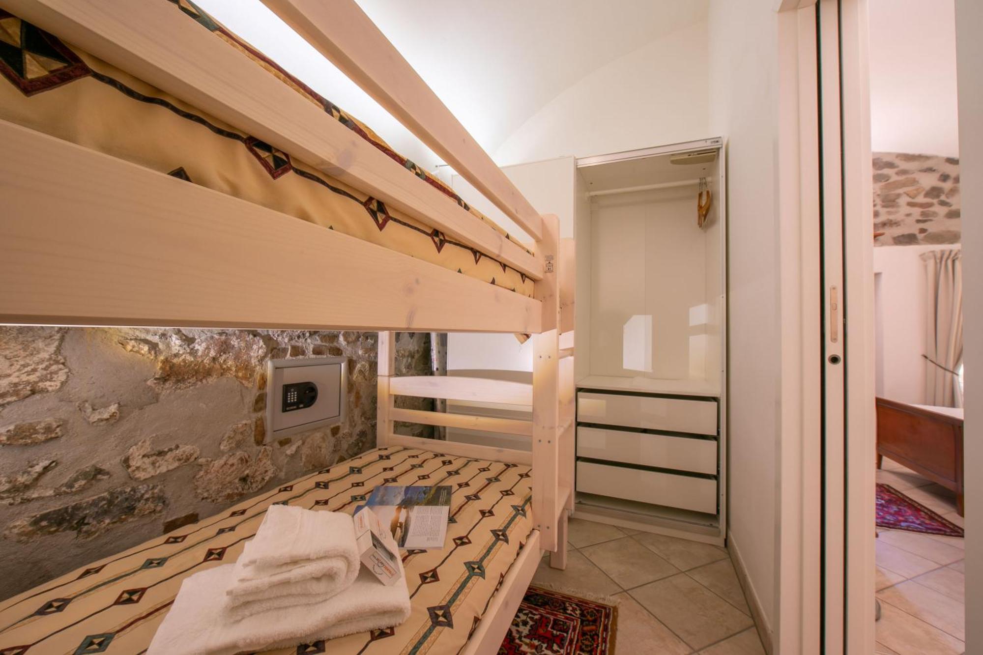 Casa Tame - Happy Rentals Melide Bagian luar foto